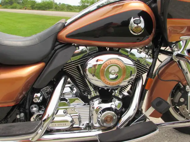 2008 Harley-Davidson FLTR Road Glide Low 49,000 KM Heated Grips, in Powerboats & Motorboats in Leamington - Image 15