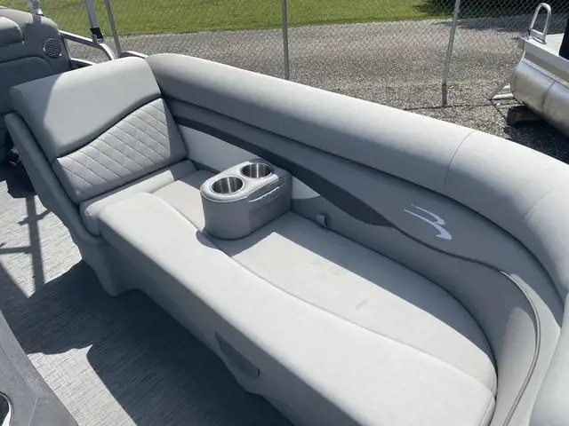 2023 Bennington Marine 20 SVSR in Powerboats & Motorboats in Guelph - Image 18