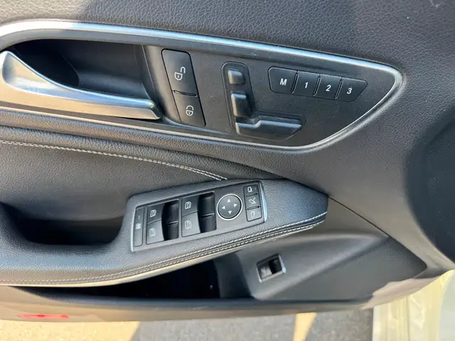 2016 Mercedes-Benz CLA CLA 250 4MATIC - 2.0L Turbo in Cars & Trucks in Edmonton - Image 17