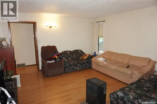 46 Rogers PLACE Regina, Saskatchewan in Houses for Sale in Regina - Image 19