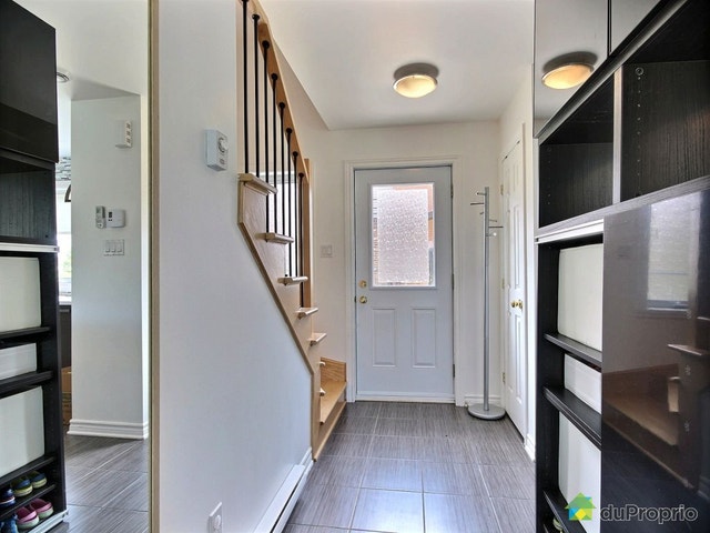 $599,998 - Townhouse for sale in Candiac — photo 2