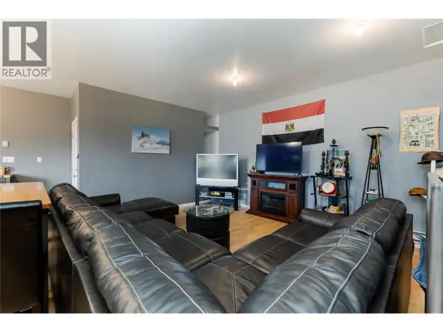 7630 97A Highway Mara, British Columbia in Land for Sale in Kamloops - Image 29