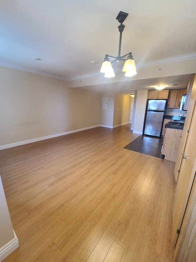 Downtown Halifax Beautiful Bachelor Available Now!! Long Term Rentals