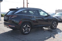 WELL MAINTAINED Luxury Redefined: HYUNDAI TUCSON HYBRID AWD. This SUV Redefines Driving with Its Pow... (image 6)
