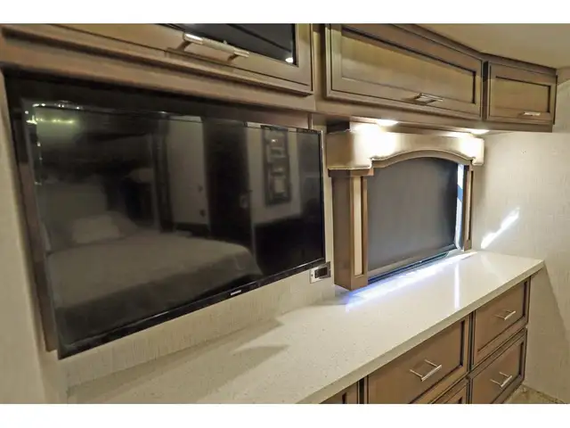 2020 Newmar Ventana 3407 Pusher Diesel 360HP, Classe A in RVs & Motorhomes in Laval / North Shore - Image 33