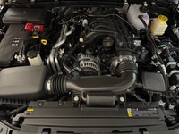 This 2026 JEEP GLADIATOR SPORT 4X4 has the following options Cloth Low-Back Bucket Seats, Uconnect 5... (image 7)