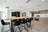 Metro comprises of four 6-storey buildings near Downtown Surrey. In these beautiful apartments build... (image 7)