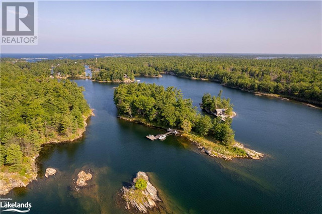 460 ISLAND Parry Sound, Ontario in Houses for Sale in Muskoka
