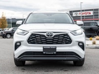 No Accidents - AWD - 3rd Row Seating - SofTex Leather - Sunroof The 2024 Toyota Highlander XLE is a... (image 2)