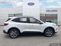 This Ford Escape has a trusty Intercooled Turbo Premium Unleaded I-3 1.5 L/91 engine powering this A... (image 5)