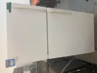 3195-Réfrigérateur Frigidaire congélateur en haut blanc top free