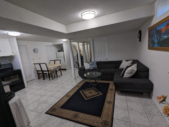 Basement Apartment for rent in Long Term Rentals in Markham / York Region - Image 4