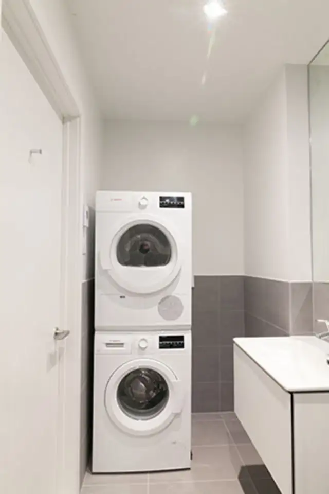 modern studio apartment near McGill - ID 1233 in Long Term Rentals in City of Montréal - Image 6