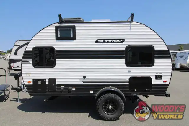 2027 SUNSET PARK RV SUNRAY 149 in Travel Trailers & Campers in Abbotsford - Image 6