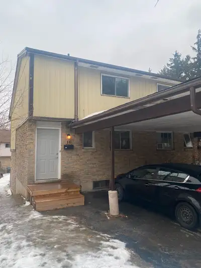 K-W Property Management Corp Presents: Located at 16 - 80 Churchill Street, Waterloo 1 Bedroom Avail...
