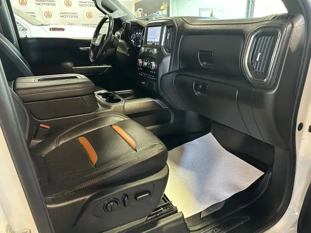 2019 GMC Sierra 1500 AT4 PKG 5.3lV8 LEATHER | HEATED SEATS | 6.5 in Cars & Trucks in City of Toronto - Image 12