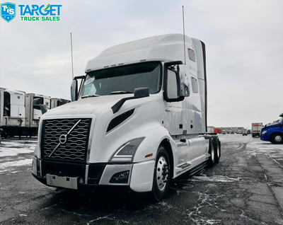 Buy 2022 Volvo 760 from Target Truck Sales at a reasonable price. It has low kilometers and is in ex...