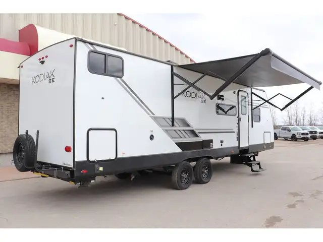 2022 Dutchmen Kodiak SE 28SBH 33FT LIGHT WT, BUNK ROOM/GREAT LAY in Cars & Trucks in Winnipeg - Image 40