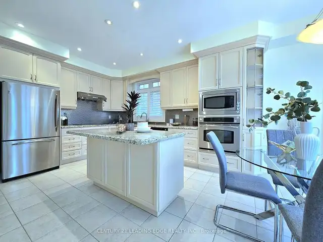 4BR/4WR/2 STOREY DETACHED HOME/BERCZY - YORK/MARKHAM in Houses for Sale in Markham / York Region - Image 7
