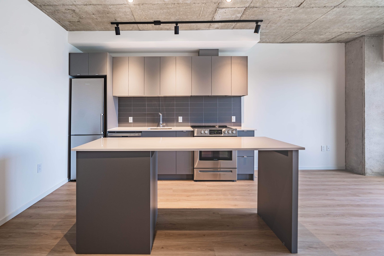530 Rue Saint-Hubert — photo 2