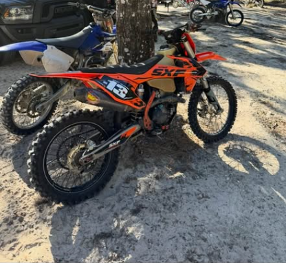 2017 KTM 350 SX-F-ORANGE! in Dirt Bikes & Motocross in Edmonton - Image 2