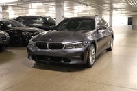 This BMW 3 Series has a strong Intercooled Turbo Premium Unleaded I-4 2.0 L/122 engine powering this... (image 3)