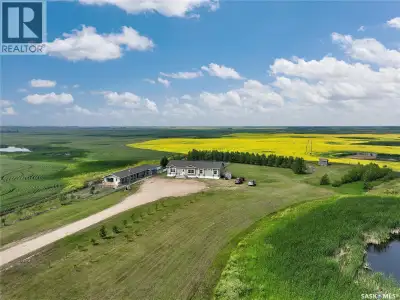 This modern modular and 10 +/- acres of Silverwood are up for snags alongside a ready to go entrepre...