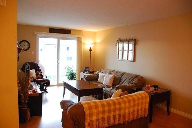 *Washer & Dryer Incl. option* 962-0747 ( barbecue friendly apt ) in Long Term Rentals in Moncton - Image 2
