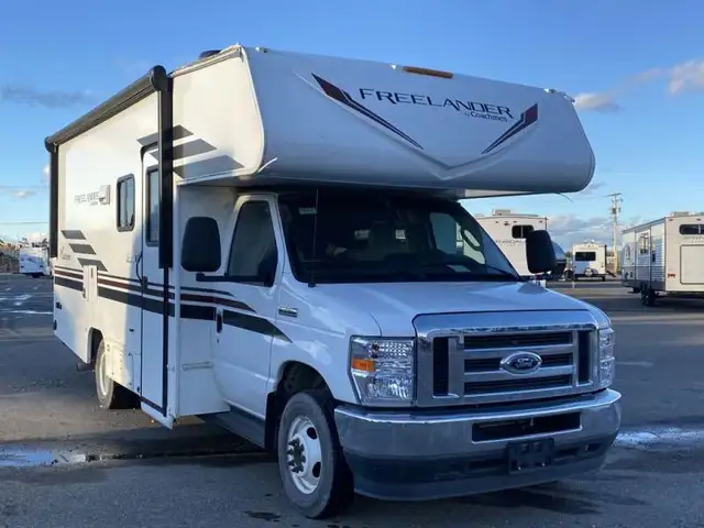 2023 Coachmen RV Freelander 22XG in RVs & Motorhomes in Dawson Creek - Image 15