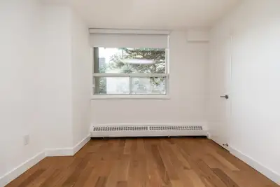 Renovated two bedroom, Dixon and Islington - ID 2898, View more