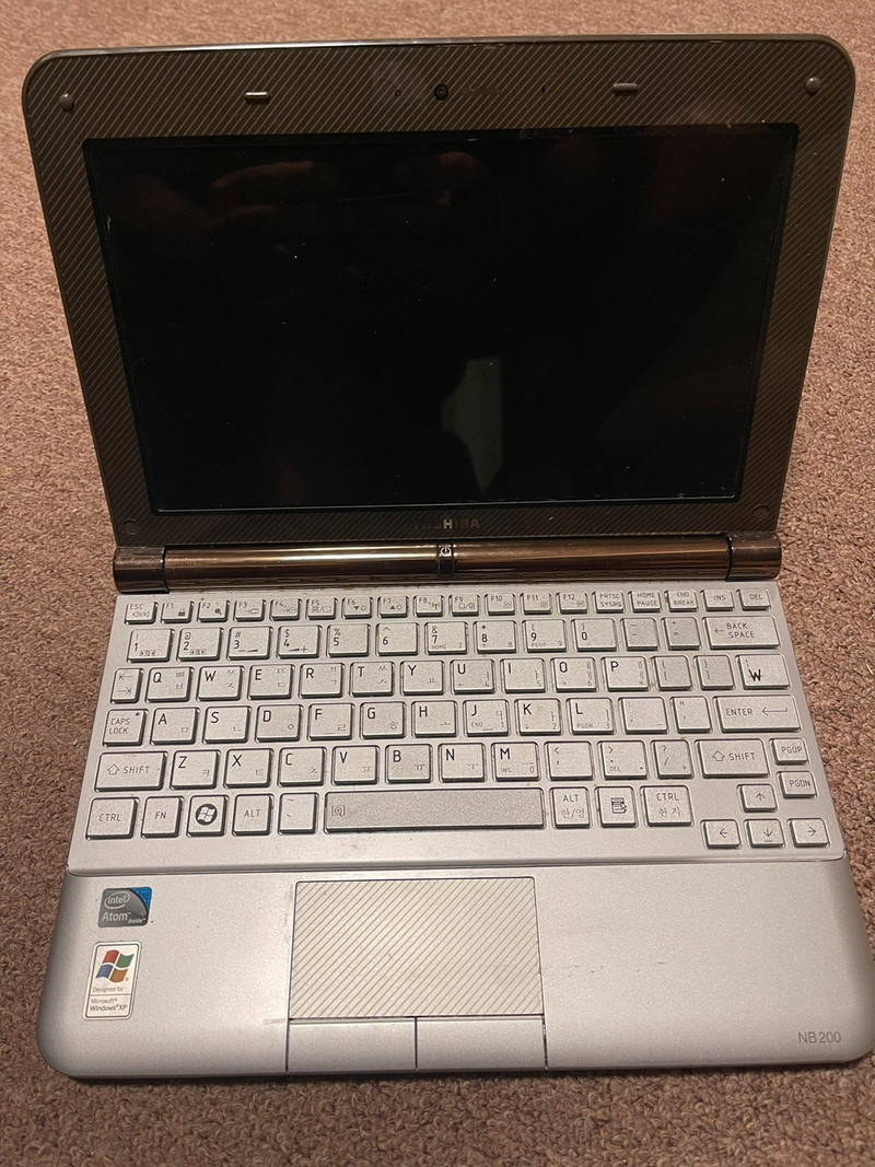 Toshiba Laptop NB 200, used for sale  