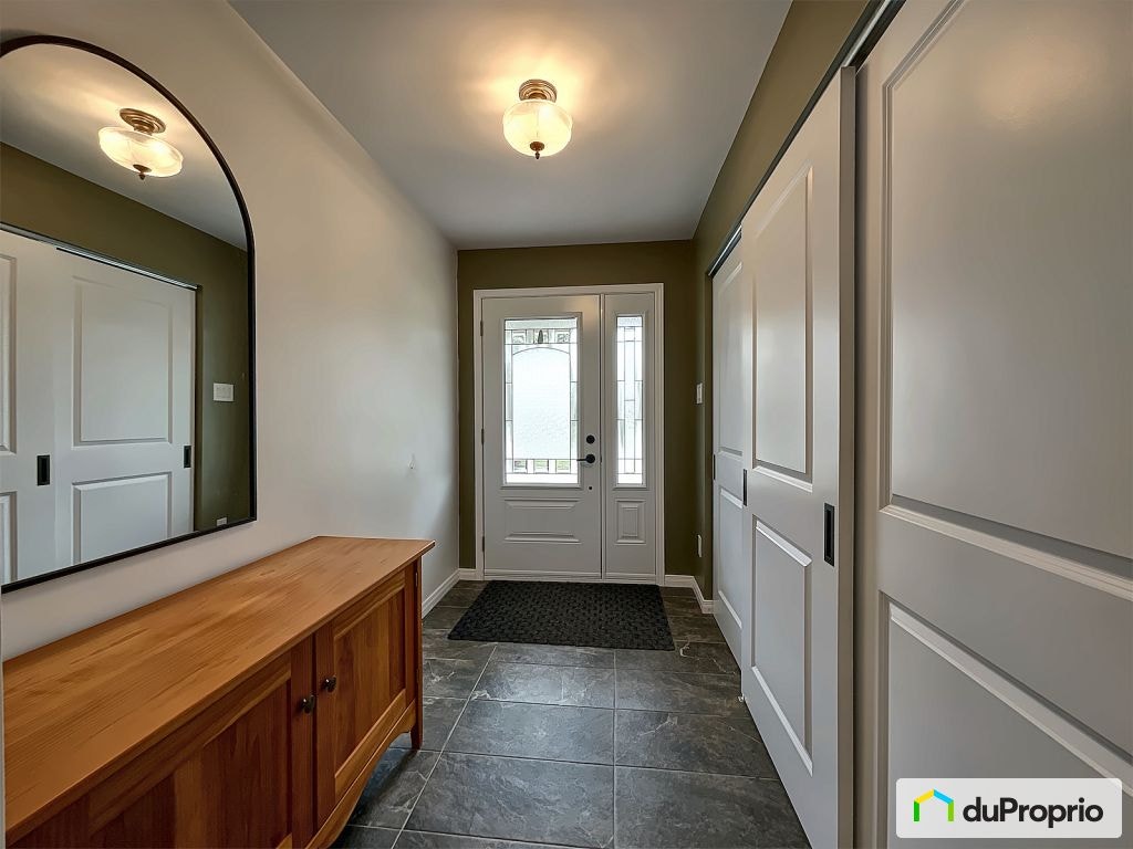 $539,900 - 2 Storey for sale in Sherbrooke (Brompton) — photo 3