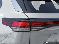 All Wheel Drive,Turbocharged,Brake Assist,4-Wheel Disc Brakes,ABS,Power Steering,Integrated Turn Sig... (image 8)