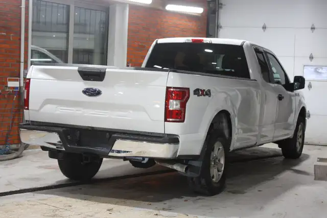 2019 Ford F-150 XLT 4X4 5.0L 8 ' BED in Cars & Trucks in City of Montréal - Image 7