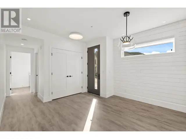 3060 LANDRY Crescent Summerland, British Columbia in Condos for Sale in Penticton - Image 5