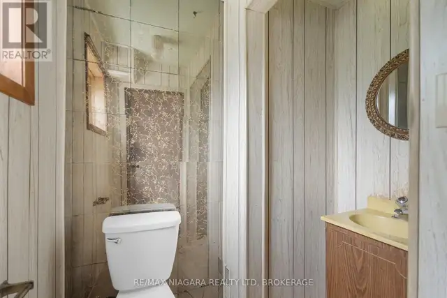 3759 HIGHLAND DRIVE Fort Erie (Ridgeway), Ontario in Houses for Sale in St. Catharines - Image 18