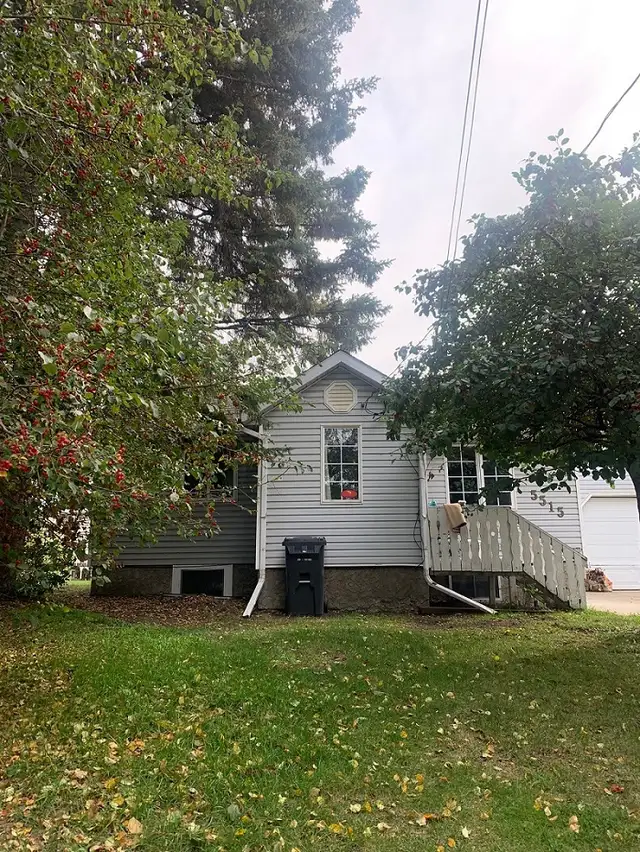 2 Bedroom Main Level House