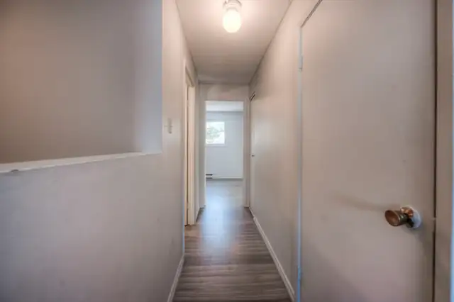2 Bedroom Stacked Townhouse - Excellent Location62854406451841122