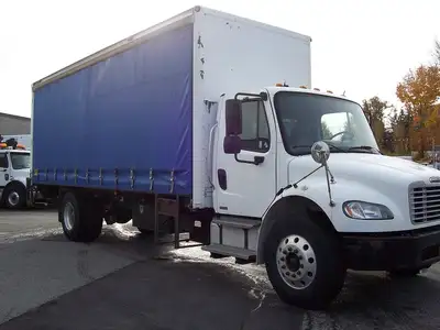 Freshly Certified. CAT C7, 210 H/P. 6 Speed Manual Tranny, Air Brakes, Good Rubber. Curtainside Box...