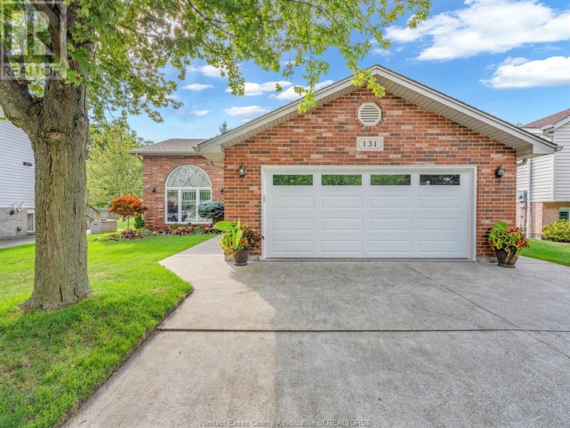 131 ROSEANN DRIVE Harrow, Ontario Houses for Sale Windsor Region