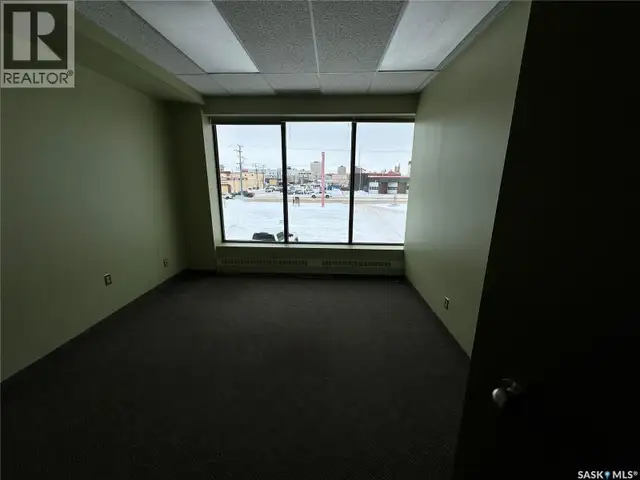 77 15th STREET E Prince Albert, Saskatchewan in Commercial & Office Space for Sale in Prince Albert - Image 10