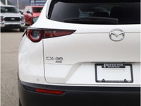 2022 MAZDA CX-30 GT - BC VEHICLE - NO ACCIDENTS - SUNROOF - HEATED FRONT SEATS - DUAL-CLIMATE CONTRO... (image 8)
