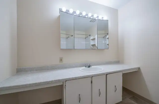 SPACIOUS 1 BEDROOM | GET ONE MONTH FREE! in Long Term Rentals in City of Halifax - Image 7