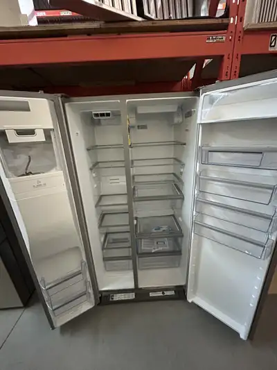 36-inch, 20.6 cuft. CounterDepth Side-by-Side Fridge MSC21C6MFZ, View more