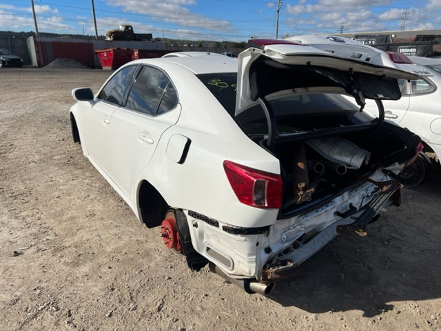 2013 LEXUS IS 250  Just in for parts at Pic N Save! in Auto Body Parts in Hamilton - Image 4