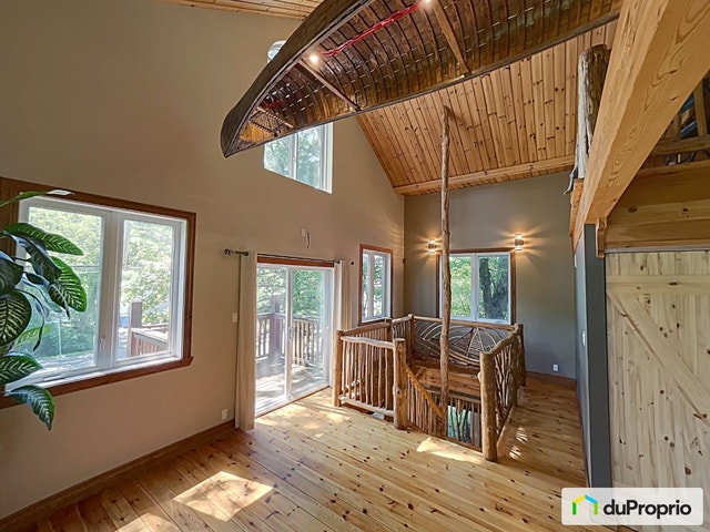 $975,000 - Duplex for sale in Carignan — photo 1