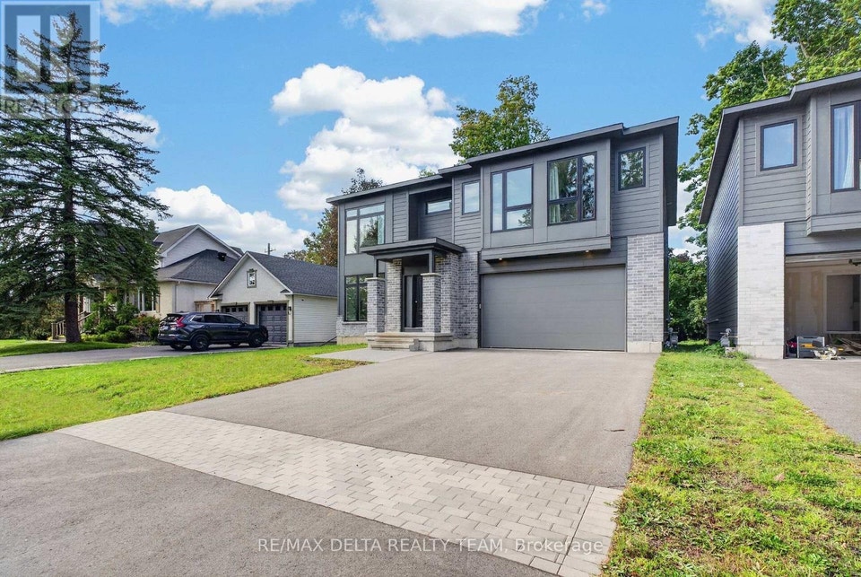 45 ST CLAIRE AVENUE Ottawa, Ontario 3