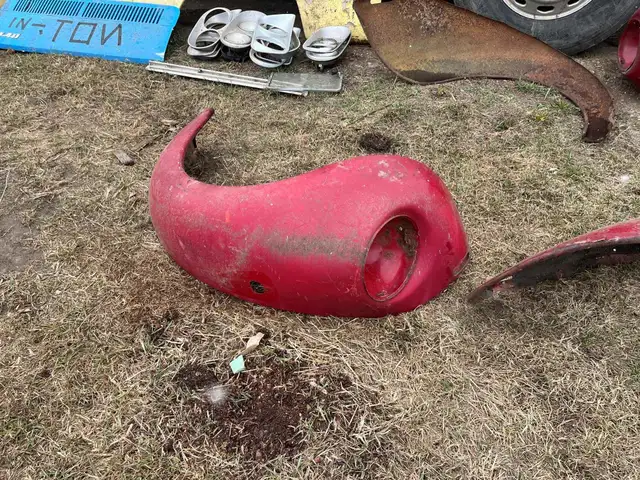 LATE 60'S VW BEETLE PANELS in Auto Body Parts in Edmonton - Image 5