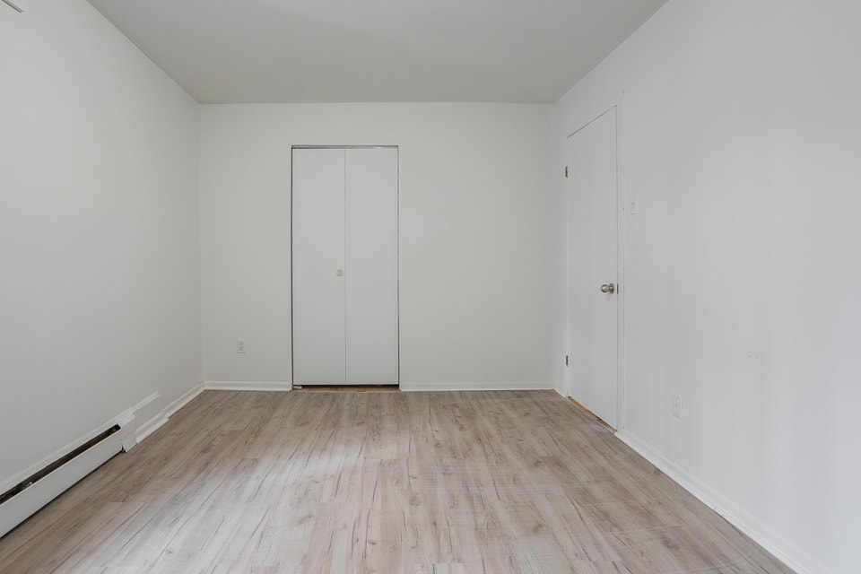 4 1/2 4.5, 2,chambres,bedrooms,louer, Cartierville, metro Sauvé 5