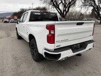 Welcome to Murray Buick GMC - Penticton Conquer the road in our 2022 Chevrolet Silverado 1500 RST Cr... (image 5)